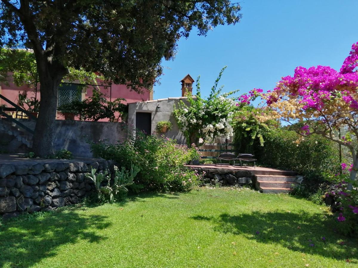 Saja Country House Acireale Eksteriør billede